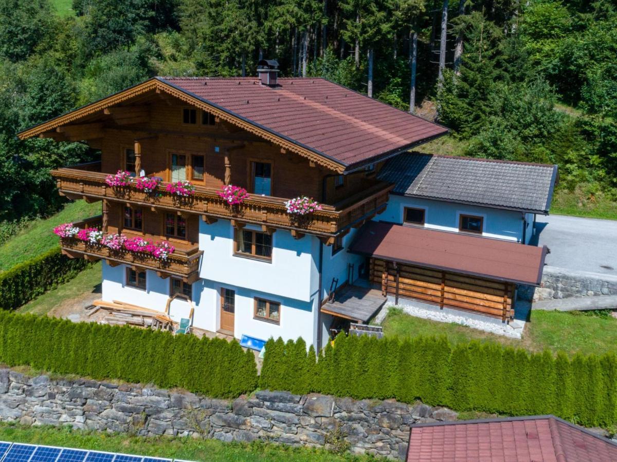 Cozy Apartment With Mountain Views Wald im Pinzgau Exterior foto